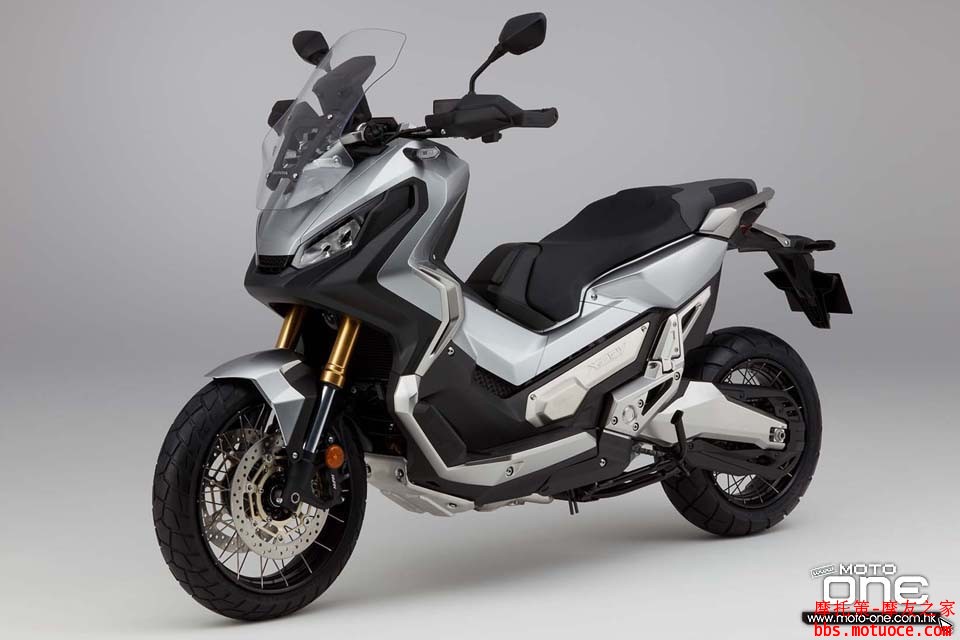 2017_Honda-X-ADV_adventure_scoote_07.jpg
