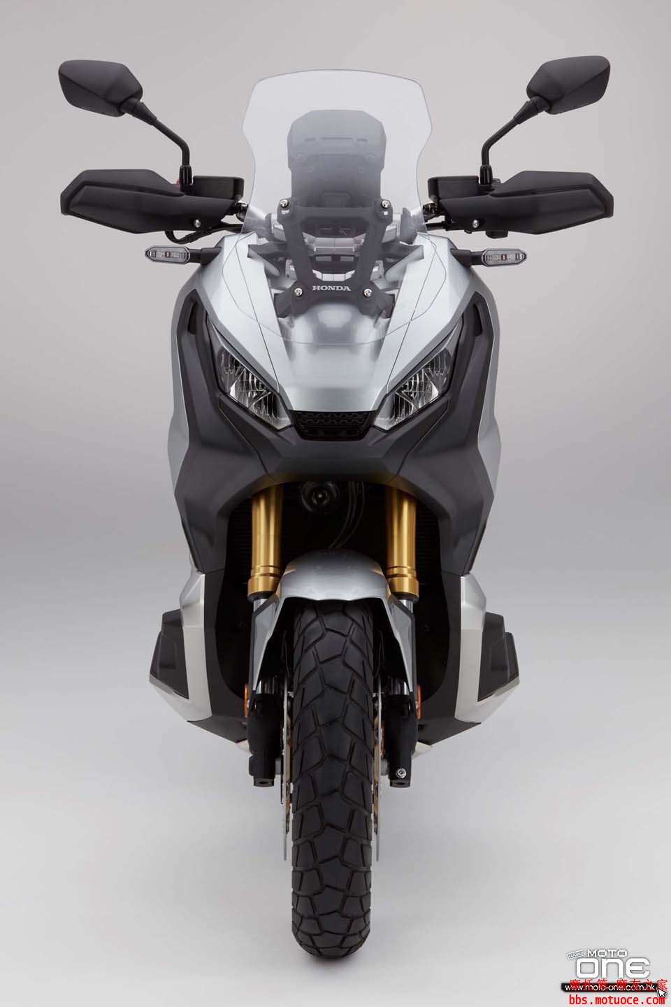 2017_Honda-X-ADV_adventure_scoote_10.jpg
