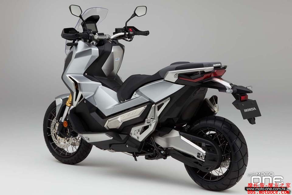2017_Honda-X-ADV_adventure_scoote_12.jpg