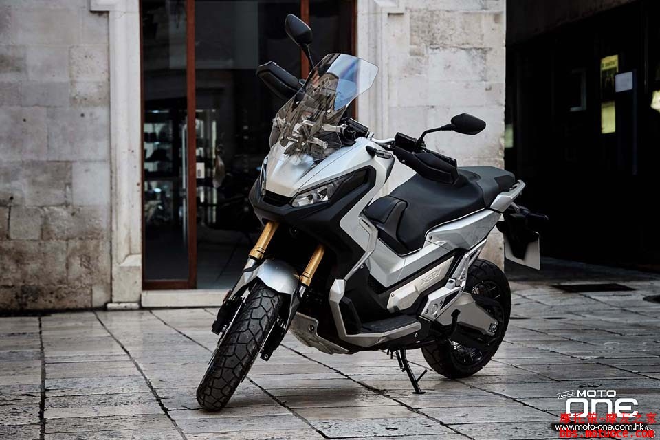 2017_Honda-X-ADV_adventure_scoote_34.jpg