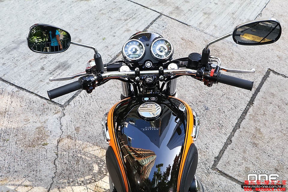 2016_Kawasaki_W800_Final_Edition_07.JPG