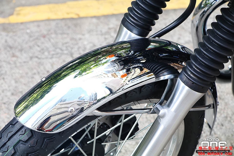 2016_Kawasaki_W800_Final_Edition_15.JPG