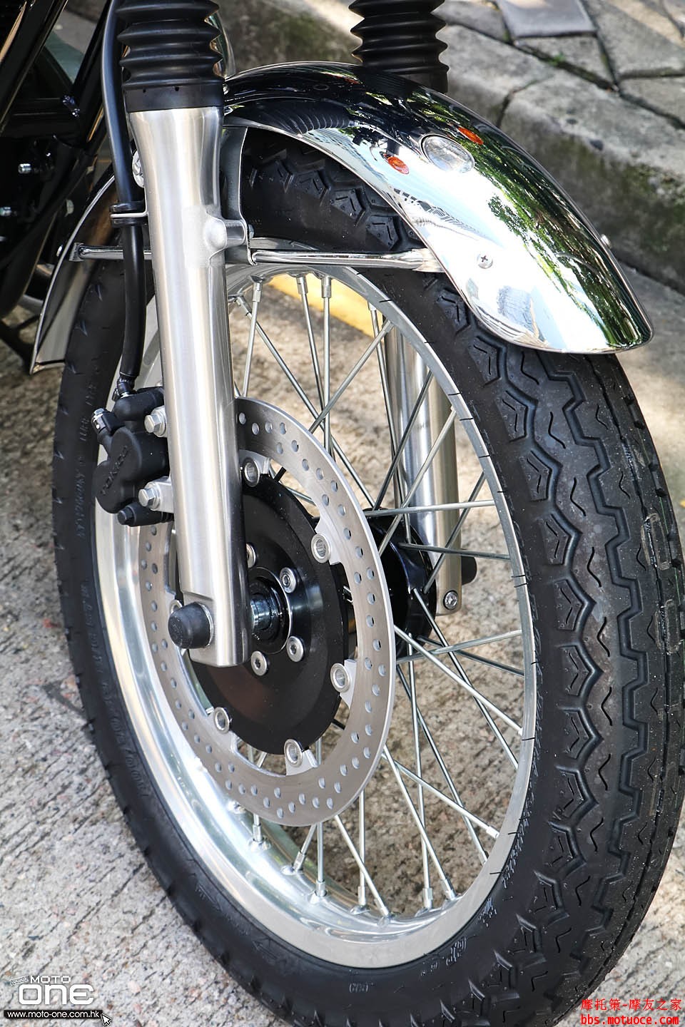 2016_Kawasaki_W800_Final_Edition_25.JPG