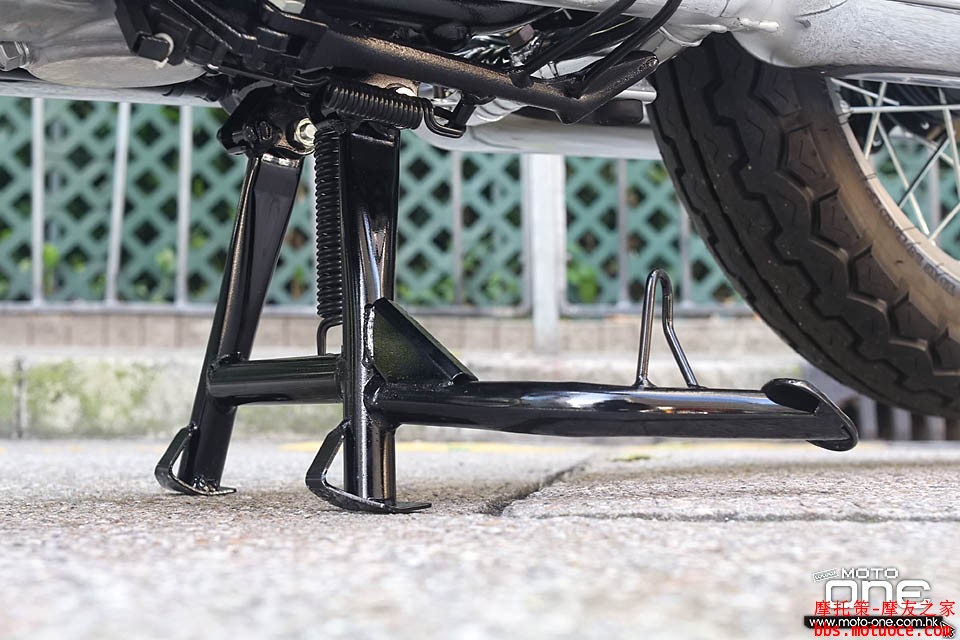 2016_Kawasaki_W800_Final_Edition_45.JPG