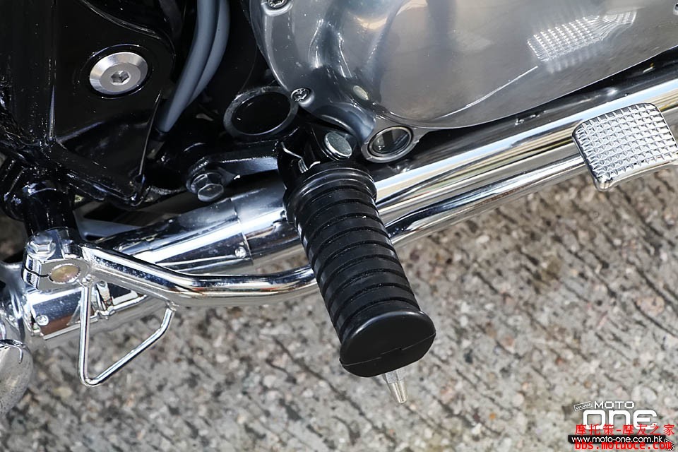 2016_Kawasaki_W800_Final_Edition_44.JPG