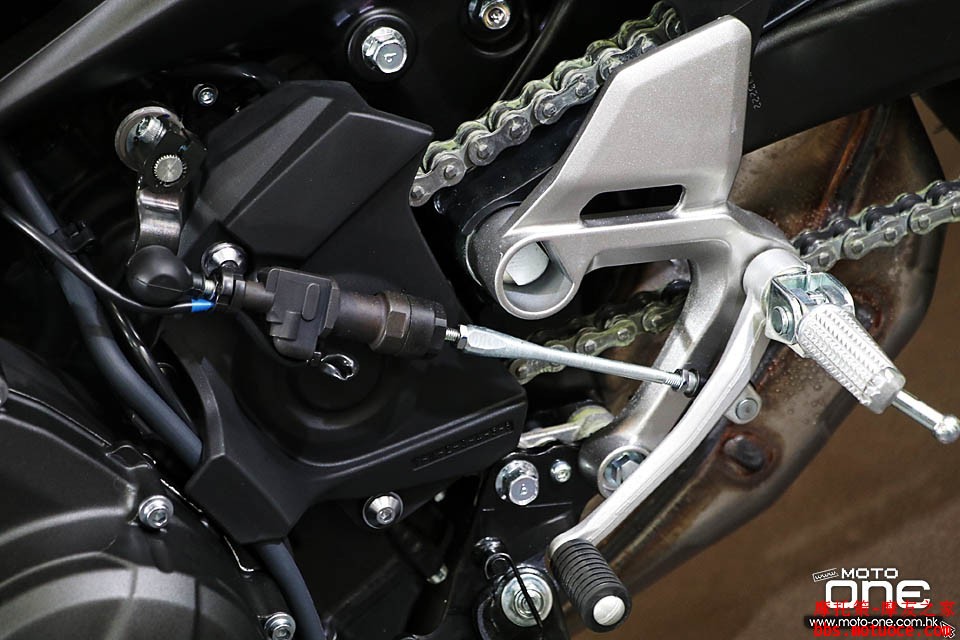 2017_YAMAHA_MT-09_ABS_11.jpg