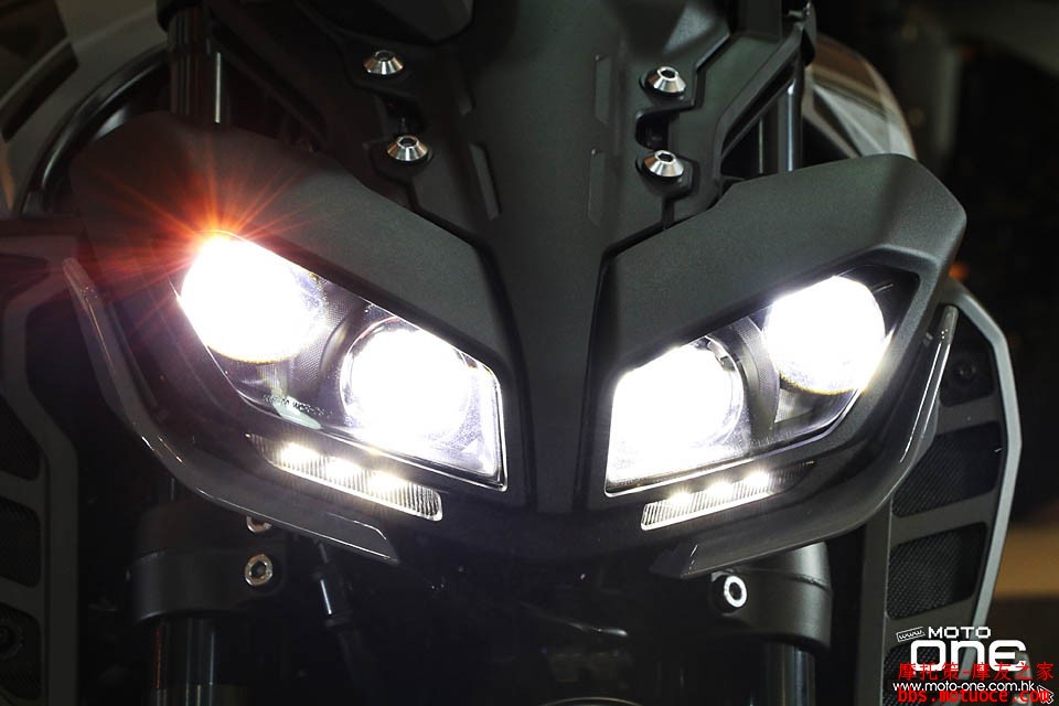 2017_YAMAHA_MT-09_ABS_15.jpg