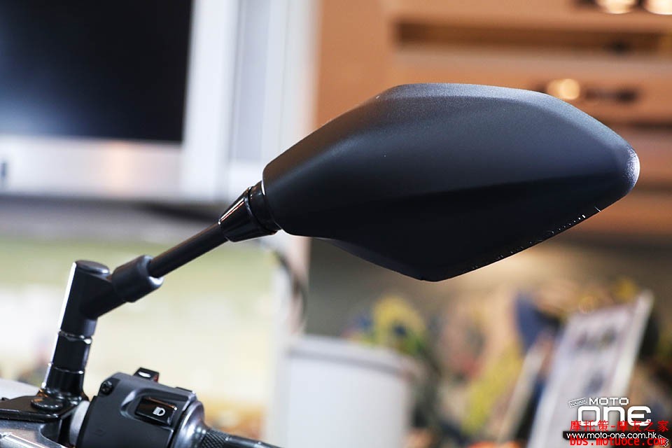 2017_YAMAHA_MT-09_ABS_24.jpg