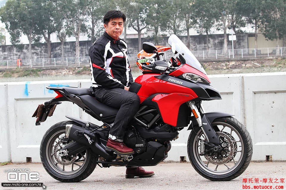 2017_Ducati_Multistrada_950_06a.jpg