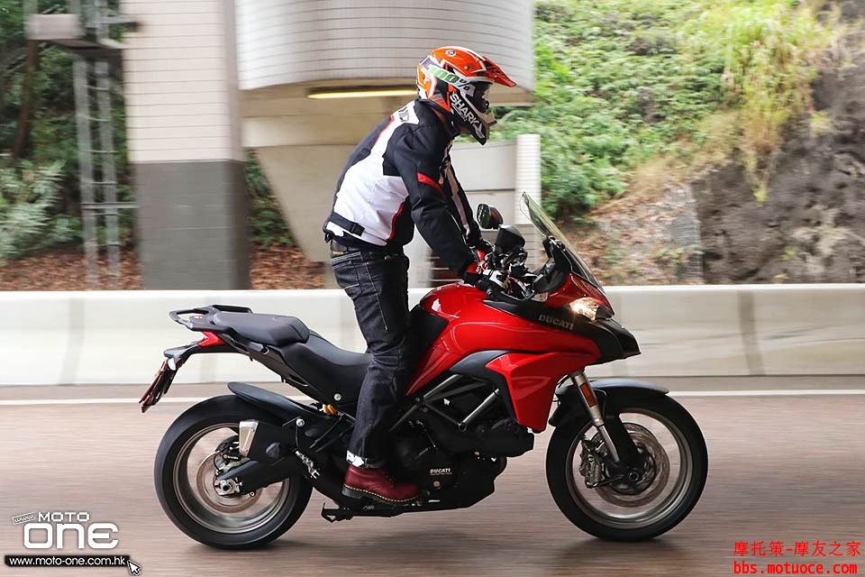 2017_Ducati_Multistrada_950_05.jpg