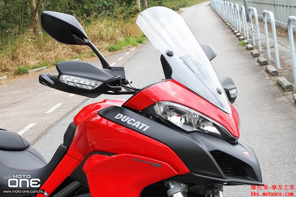 2017_Ducati_Multistrada_950_13.jpg