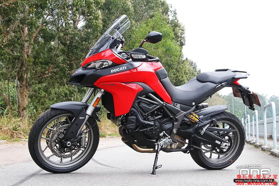 2017_Ducati_Multistrada_950_26.jpg
