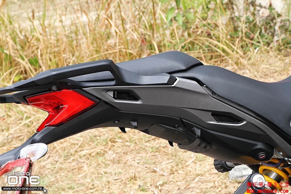 2017_Ducati_Multistrada_950_47.jpg