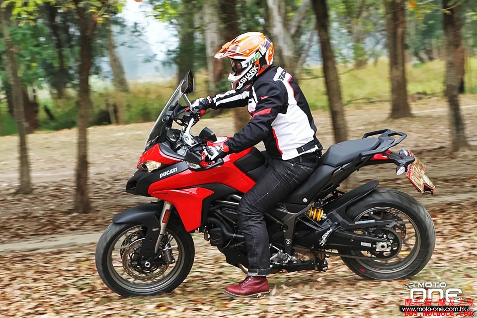 2017_Ducati_Multistrada_950_60.jpg
