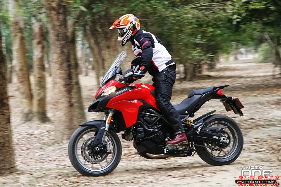 2017_Ducati_Multistrada_950_63.jpg